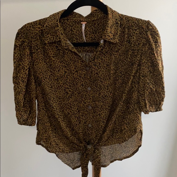 Free People Top - Picture 1 of 7